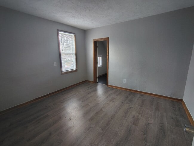 Photo - 2139 10th St