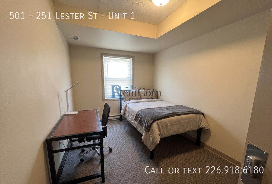 Photo - 251-251 Lester St Unité 1