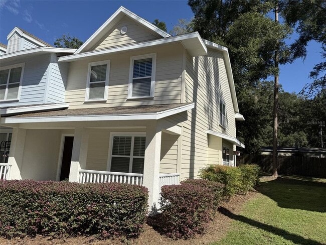 Building Photo - 4639 SW 48th Dr Unit 149