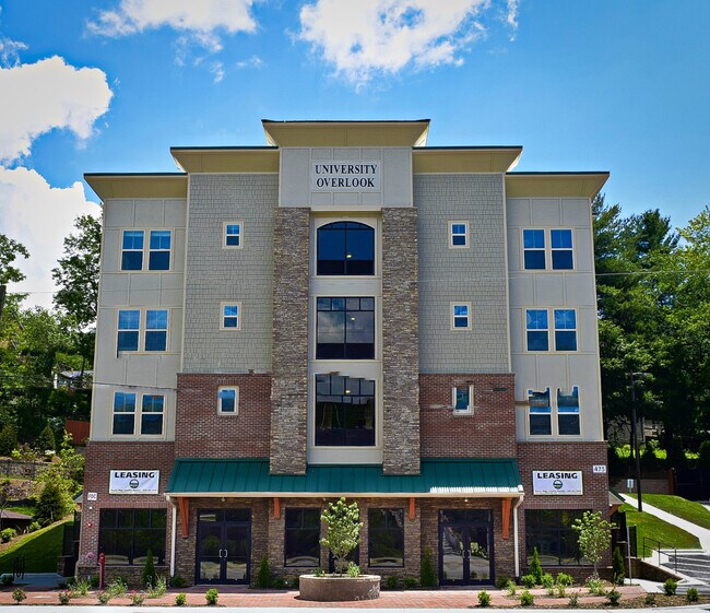 University Overlook - University Overlook Apartments