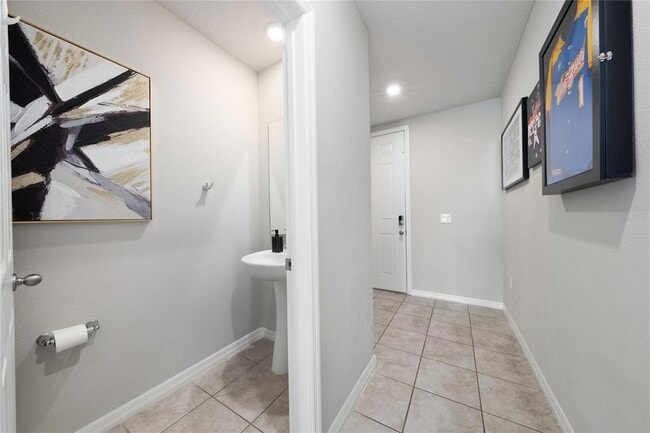 Photo - 2043 Harebell Ln