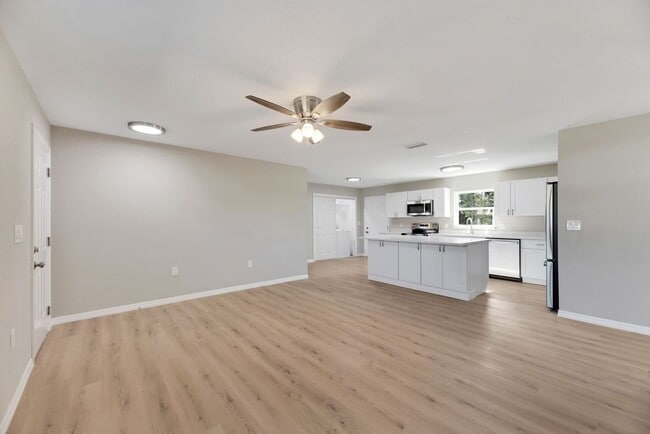 Photo - 660 Flamingo Dr