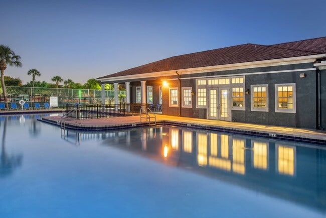 Sunny Lake Apartments