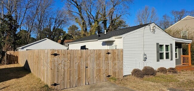 Photo - 318 Avondale Rd