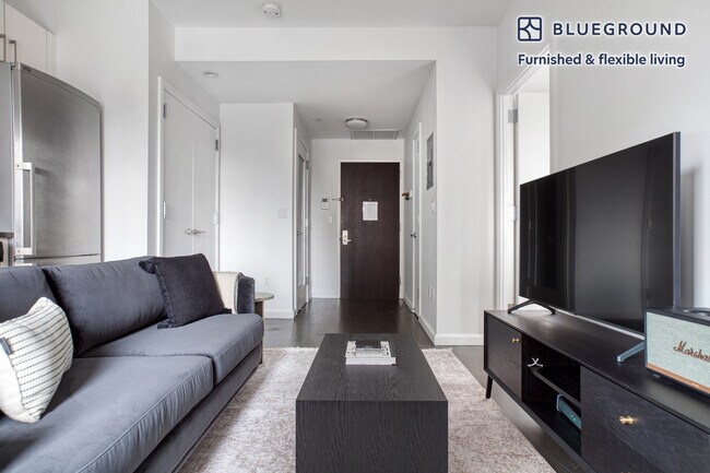 Photo - 830 8th Ave Unidad FL7-ID651