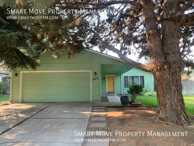 Building Photo - 843 E Valencia St Rental