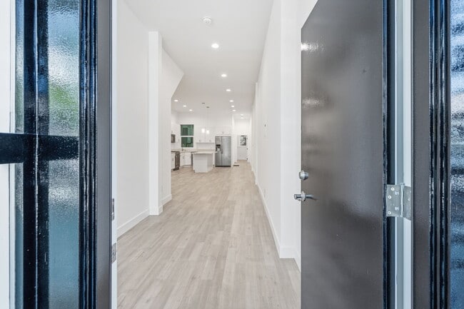 Photo - 1549 California St Unit A
