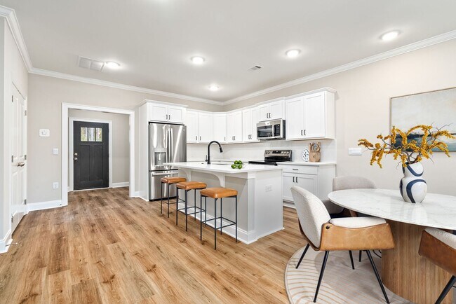 919 Winslow Ct
