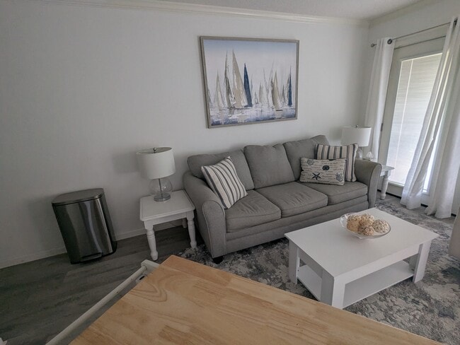 Photo - 8253 Navarre Pky Unit D104