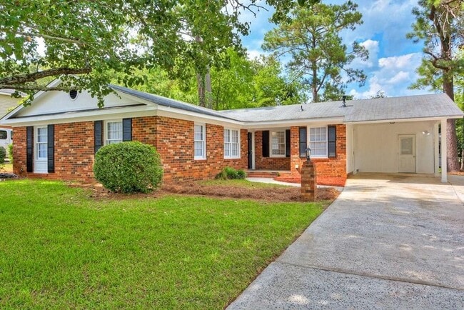 Building Photo - Updated 3 Bedroom 2 Bath off Furies Ferry!
