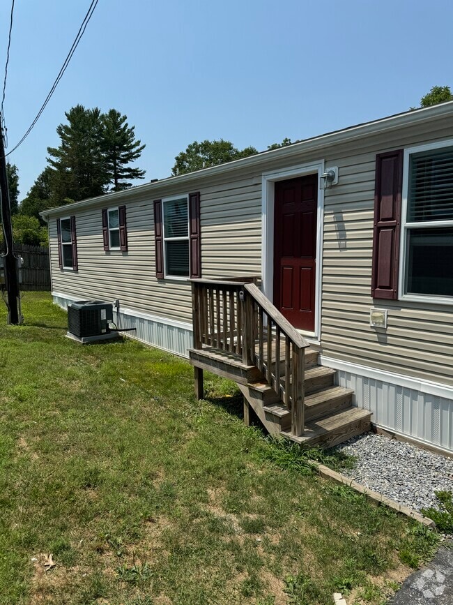 Building Photo - 305 W Uwchlan Ave Unit Lot 44 Rental