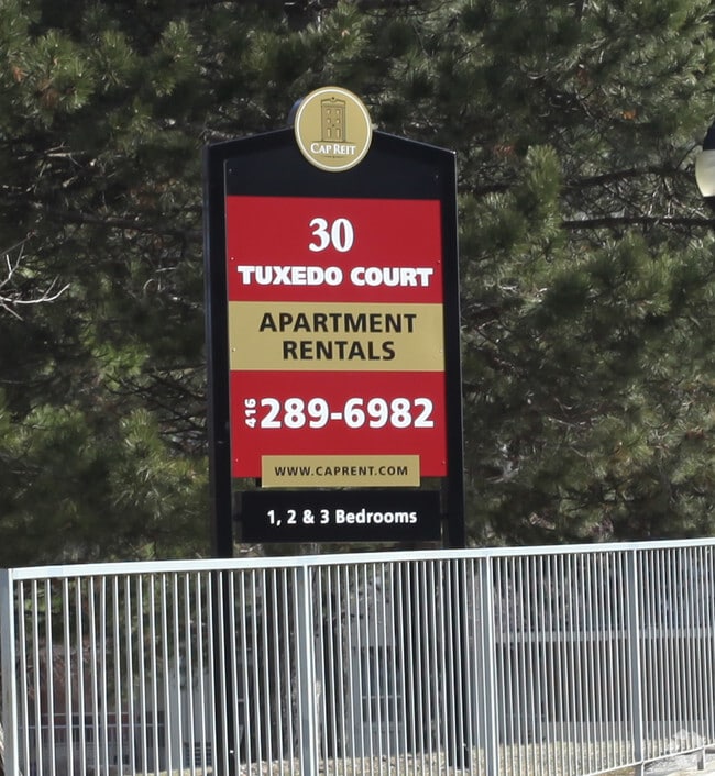 Photo - 30 Tuxedo Court Apartments