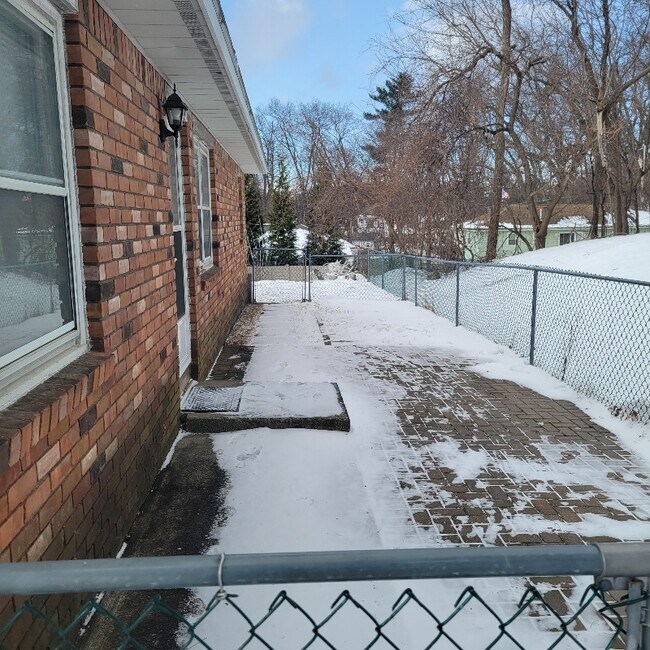 Photo - 17 Quarry Dr Unit A