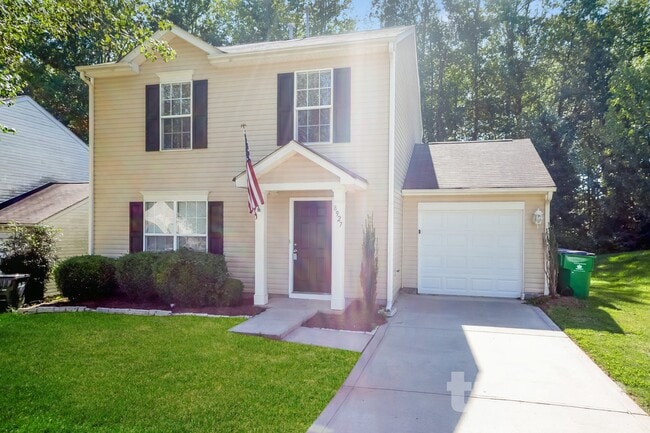 Building Photo - 8927 McAdam Way