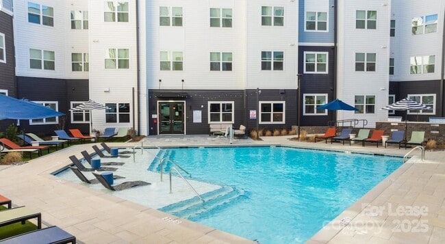 Building Photo - 120 Matheson Ave Unit A1-A