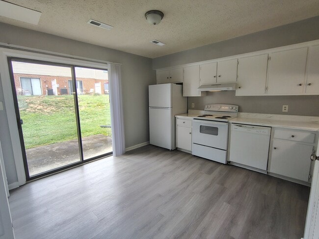 61 Ferguson Dr