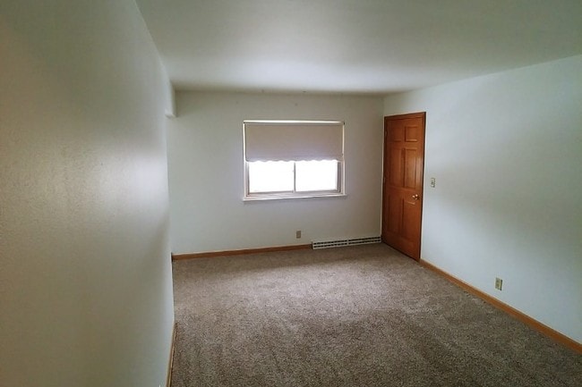 LIVINGROOM - 3414 S 92nd St Unit 4/family upper