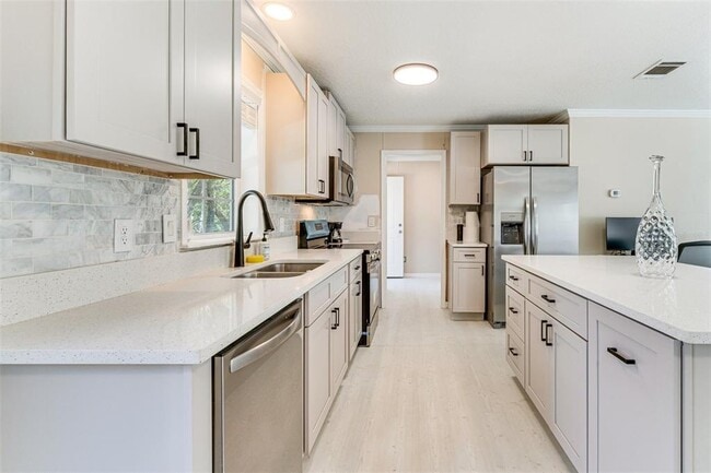 8125 Shelley Trail