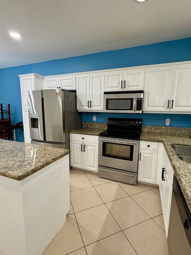 Photo - Cozy 3/2.5 Townhome in Convenient Location