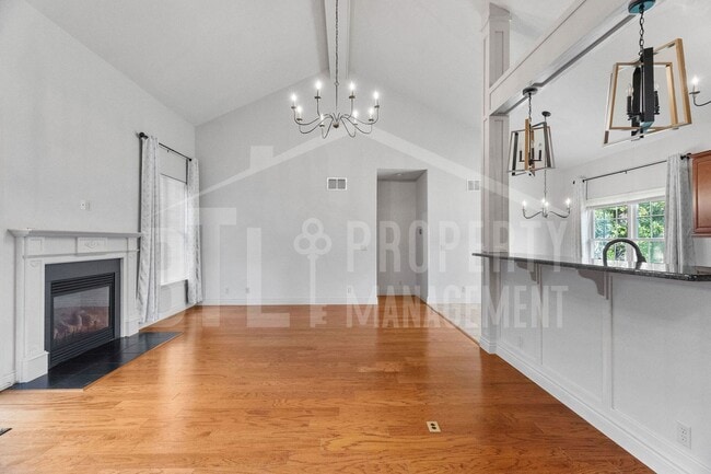 Photo - 3 Bedroom/2 Bath Duplex in Stonebridge Vil...