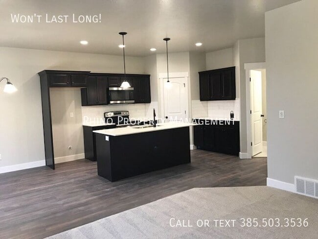 Photo - 249 Eaglewood Dr