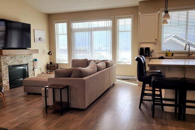 Photo - 2450 Radio Tower Rd Unité SI ID1521989P