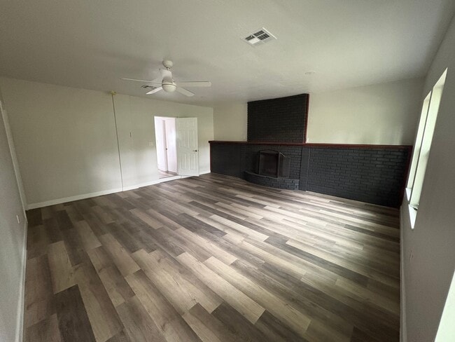 Photo - 300 SW 73rd Street Rd