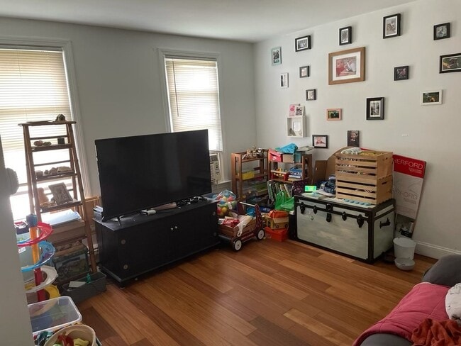 Photo - 103 Addison St Unit 1