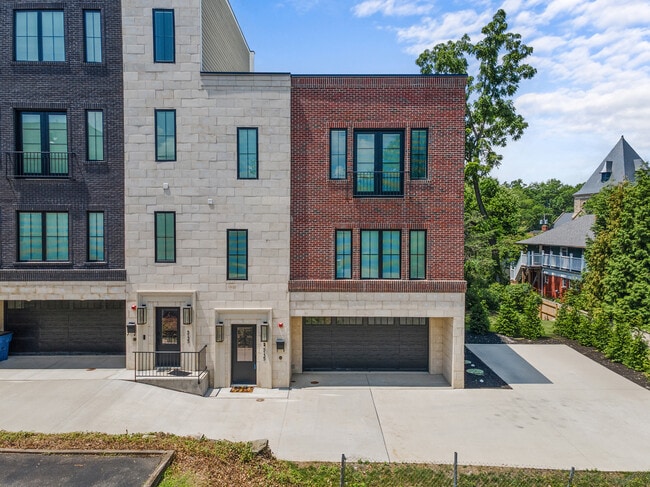 Building Photo - 5135 5th Ave Rental