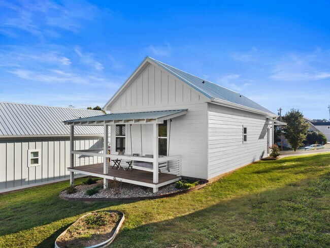 Photo - 219 Auttie Cir