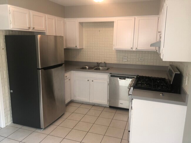 Photo - 507 W Benton Ave House