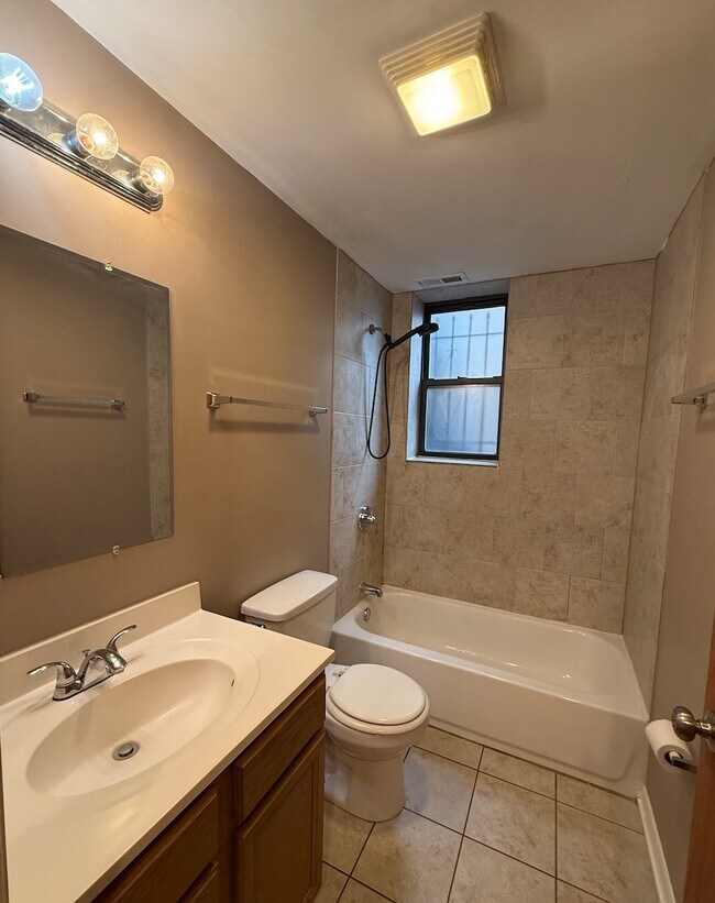 Photo - 1904 E 79th St Unit 2nd Floor