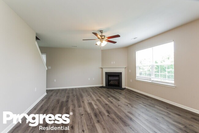 Photo - 4933 Broad Leaf Ct