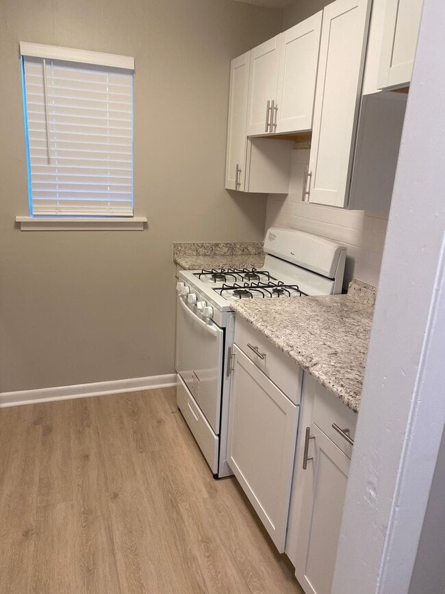 Colony House Apartments - Columbus, MS