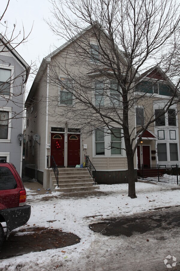 Photo - 1222 W Fletcher St