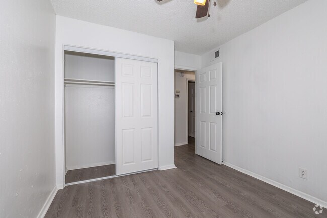 2BR, 1BA - 719SF - Second Bedroom