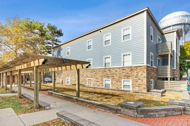 Exterior - Overland Station