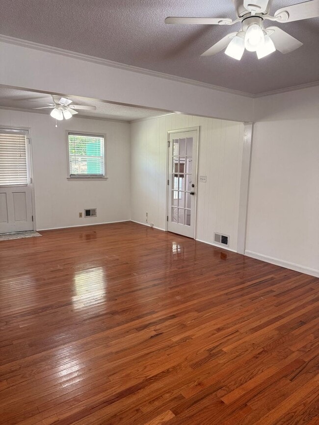Photo - 1503 Anthony Dr