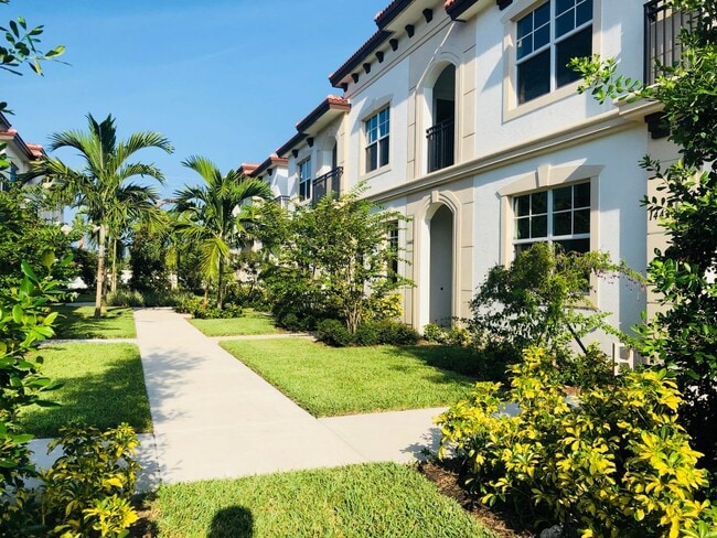 Photo - 14426 Emerald Pl Wy