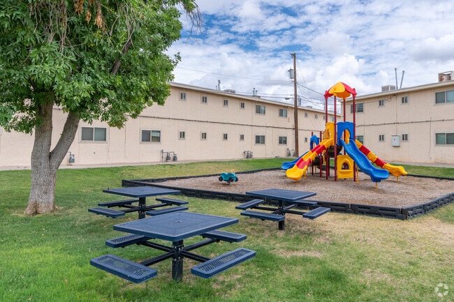 Picnic Area - Paso Este