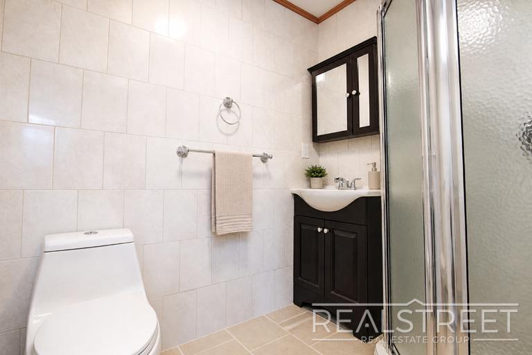Photo - Newly Renovated Studio in Bed Stuy! Unit 2B