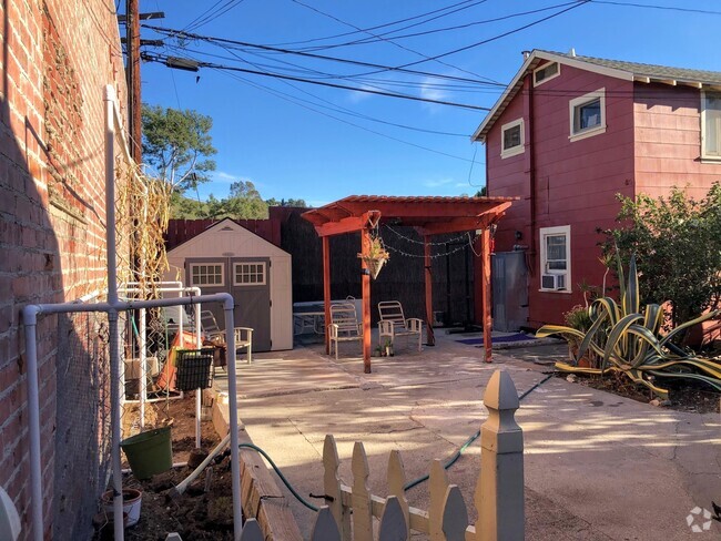 Building Photo - 4510 N Figueroa St Unit 3 Rental