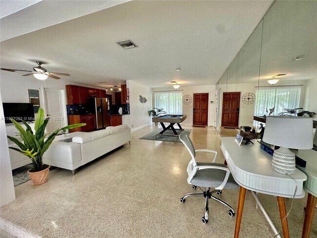 Photo - 2901 NW 9th Terrace