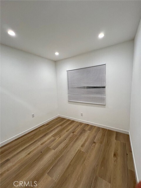 Photo - 18658 Runnymede St