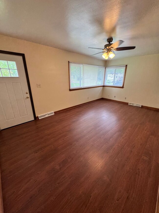 Photo - 4409 Sunnybrook Dr