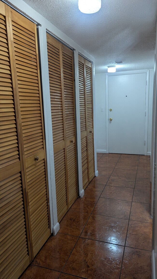 Photo - 20400 NW 7th Ave Unit Cozy 1-bedroom Miami