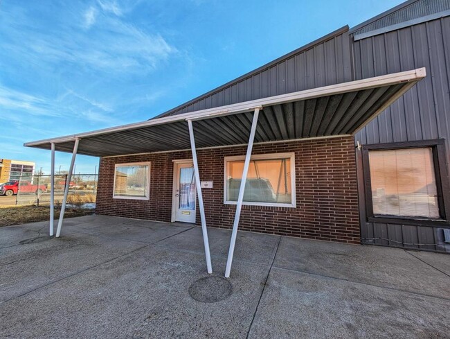 Building Photo - 209 S 2nd Ave Rental