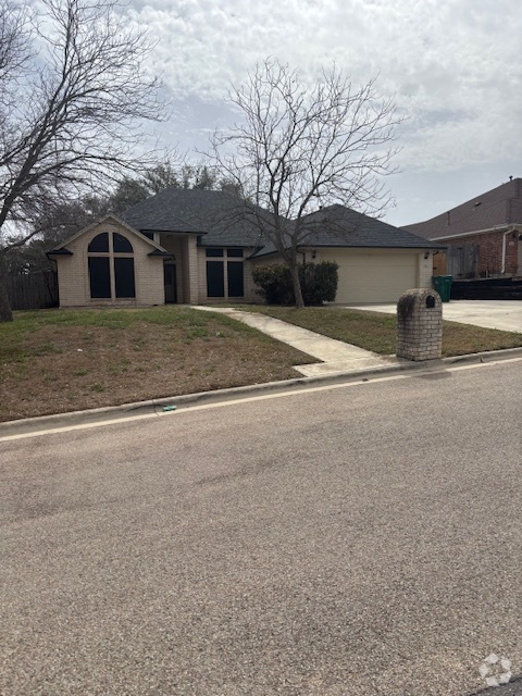 Building Photo - 701 Bluebonnet Cir Rental