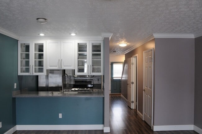 Photo - 4705 Athalia Dr