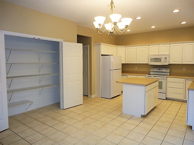 Photo - 10059 Glenn Abbey Ln